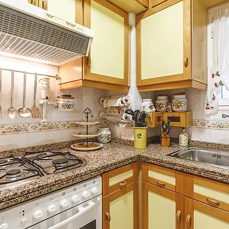 Regina In Playa San Juan With Ac And Pool Apartment Alicante
