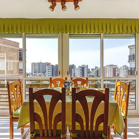 Regina In Playa San Juan With Ac And Pool Appartamento